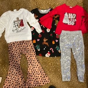 Lot of Girls size 6 Christmas outfits